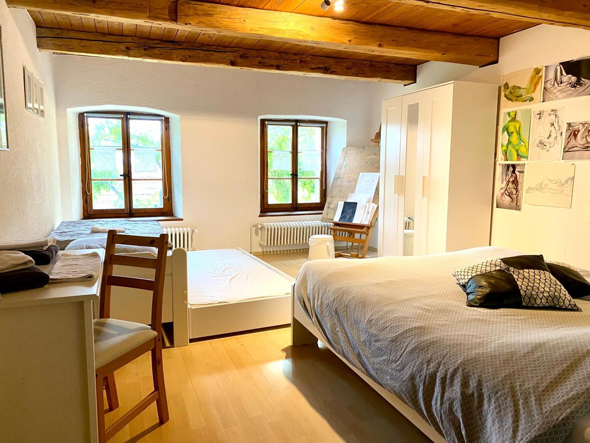 Cafe Du Soleil Hotel Saignelegier Bagian luar foto